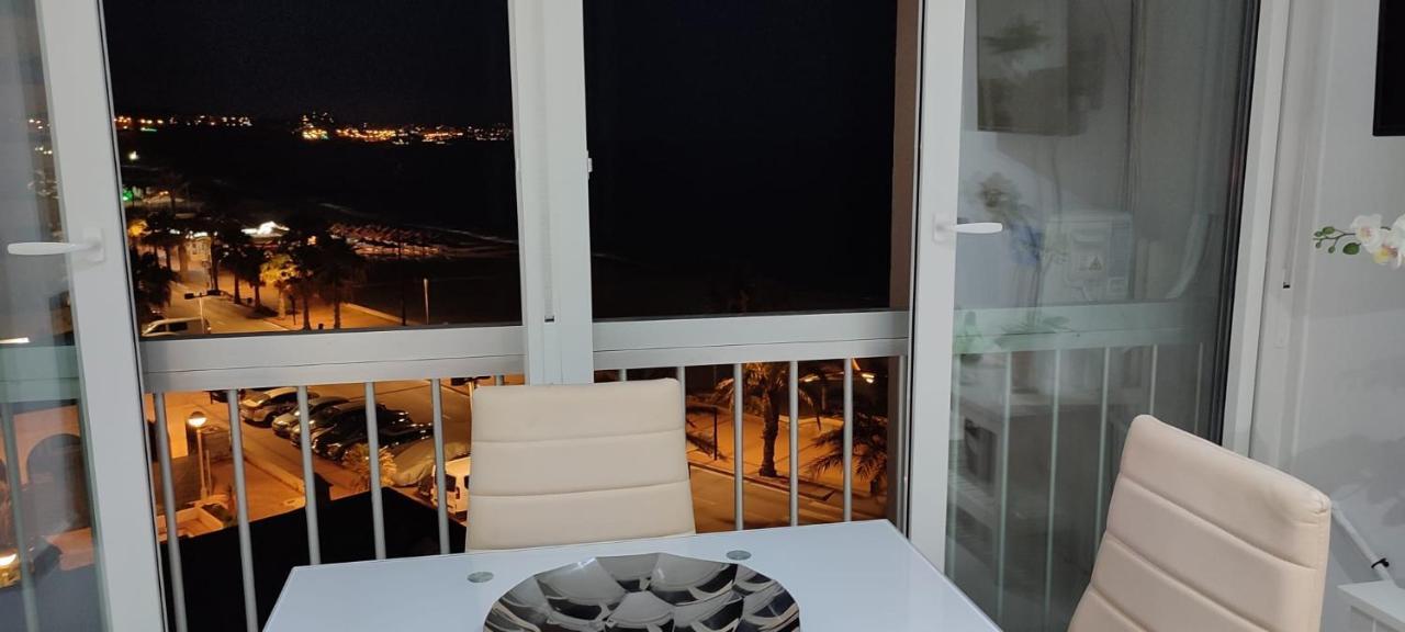 푸엔히롤라 Turisstiko Playa Carvajal 아파트 외부 사진